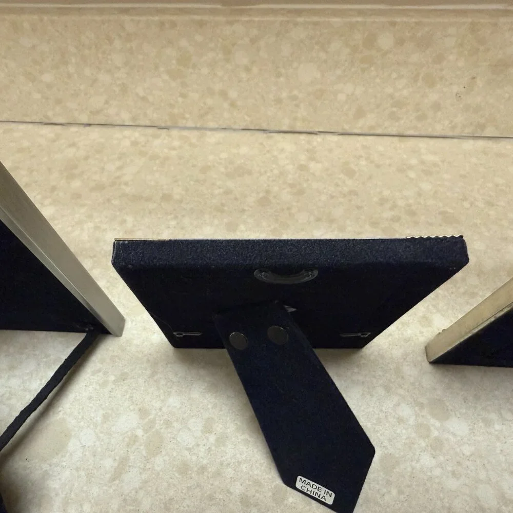 3 - Picture Frames